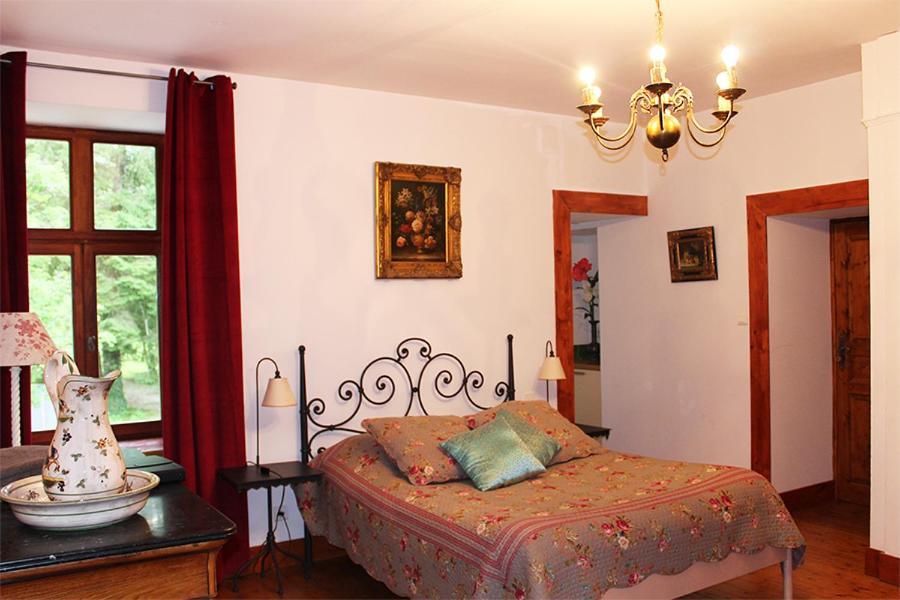 Domaine De Syam - Gites, Chambres D'Hotes & Cabanes ภายนอก รูปภาพ